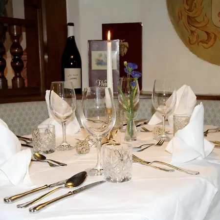 מלון Alpenhotel Ensmann 4*